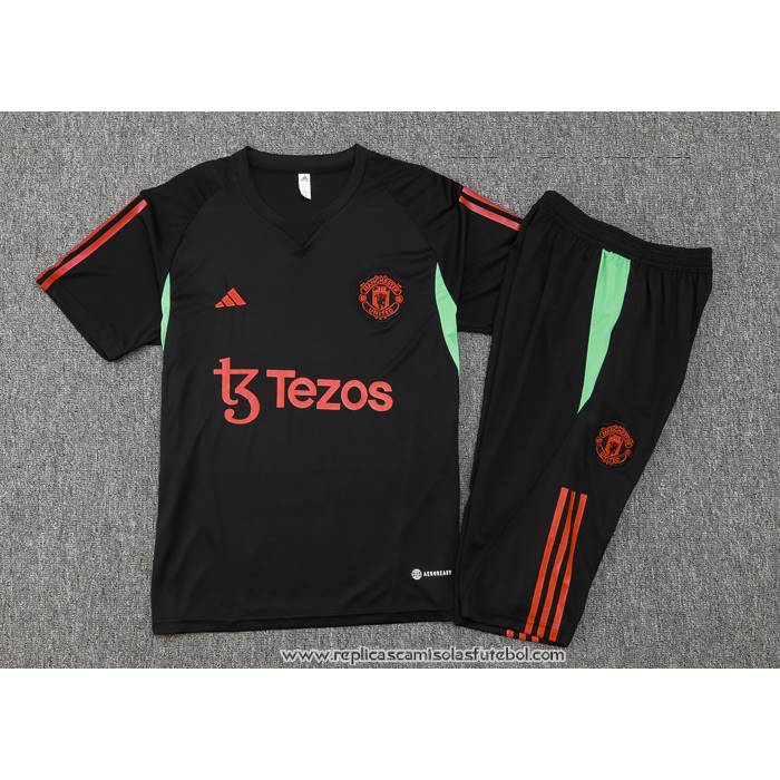 Fato de Treino
 Manchester United 2023-2024 Manga Curta
 Preto
 - Calcas Curta
